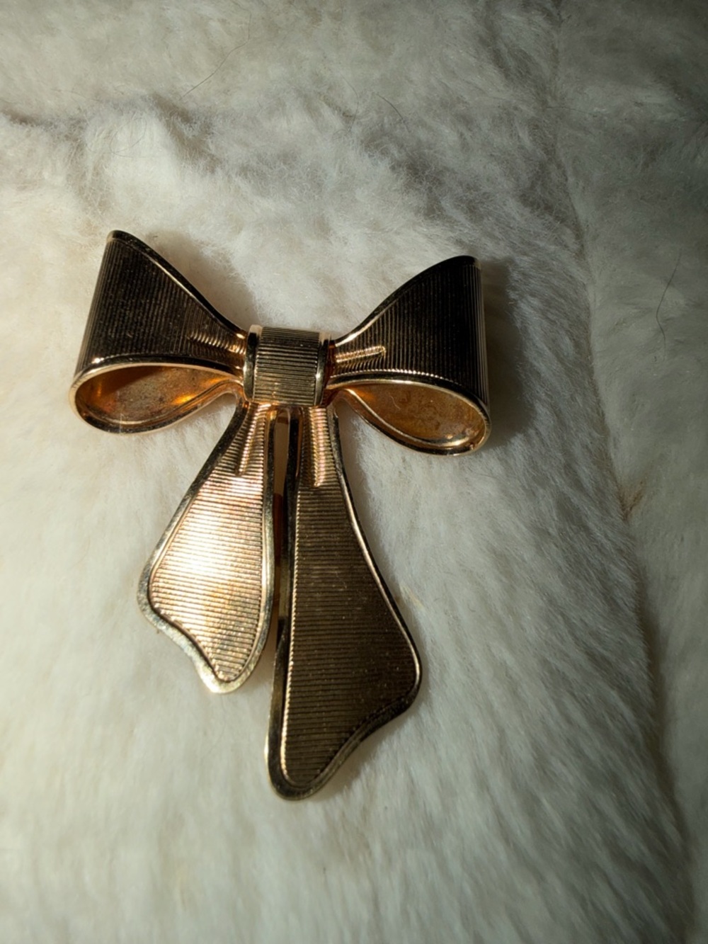 Gold Bow Brooch Pin -  Women Jewelry